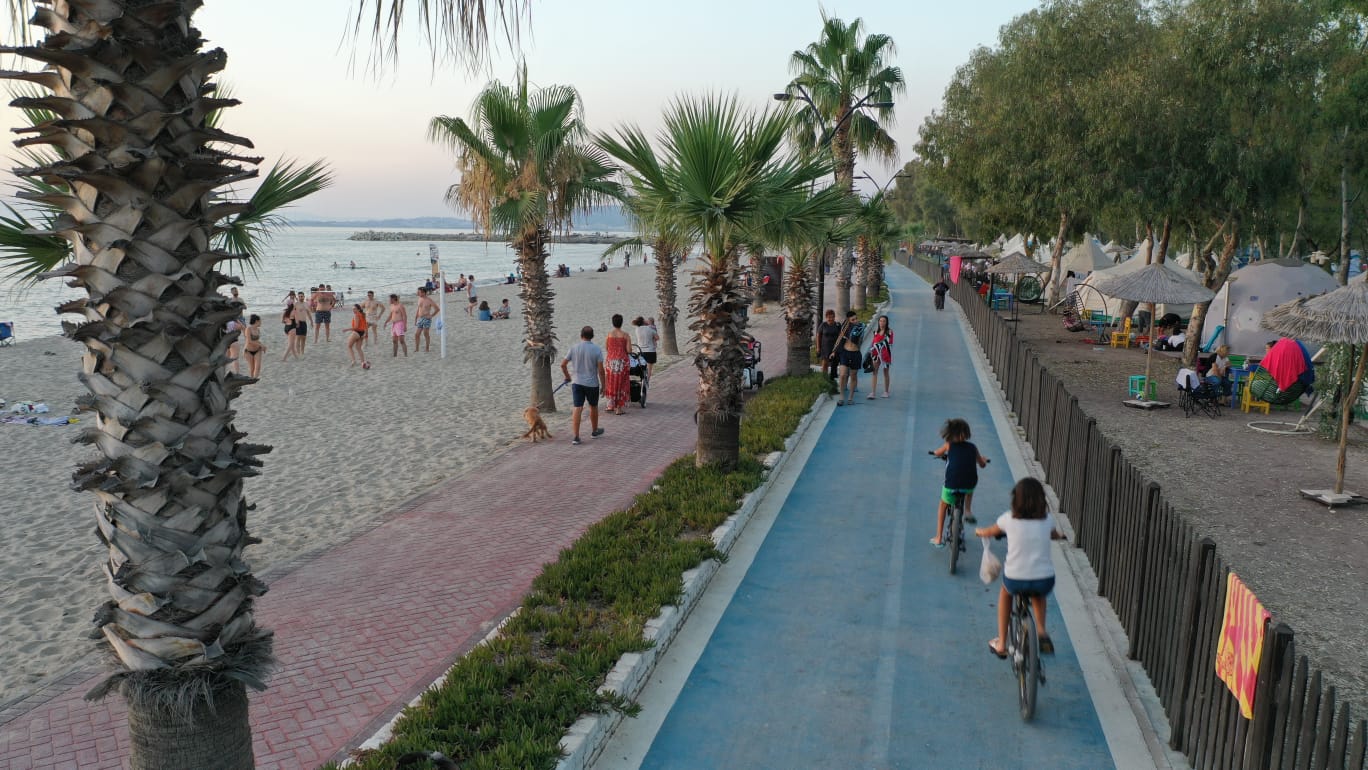 Aydın Büyükşehir Belediyesi'nin sahil yolları beğeni topluyor