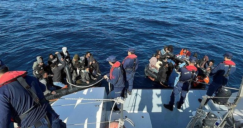 Didim'de 60 düzensiz göçmen yakalandı