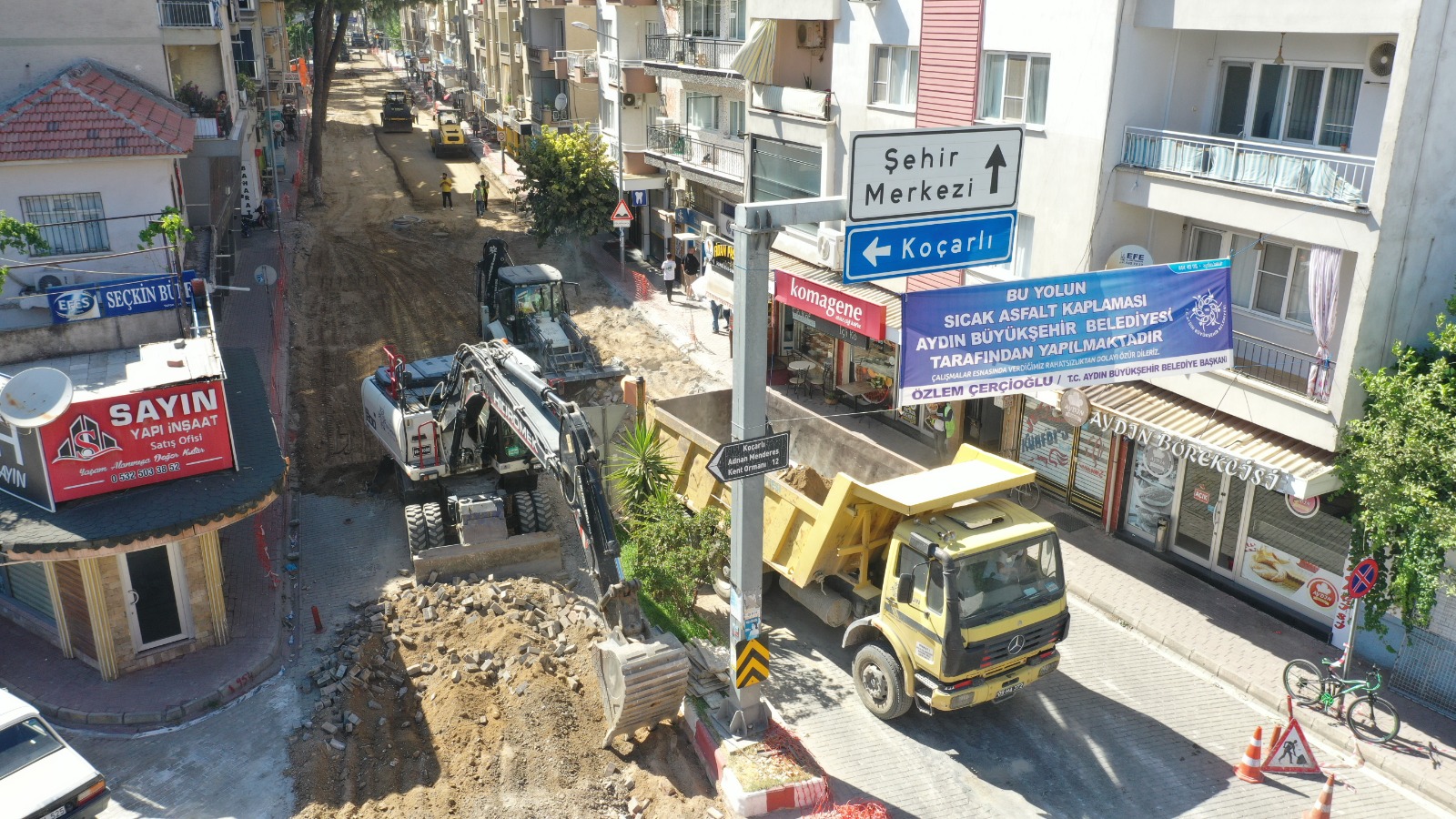 Büyükşehir İncirliova'nın en işlek caddesini yeniliyor