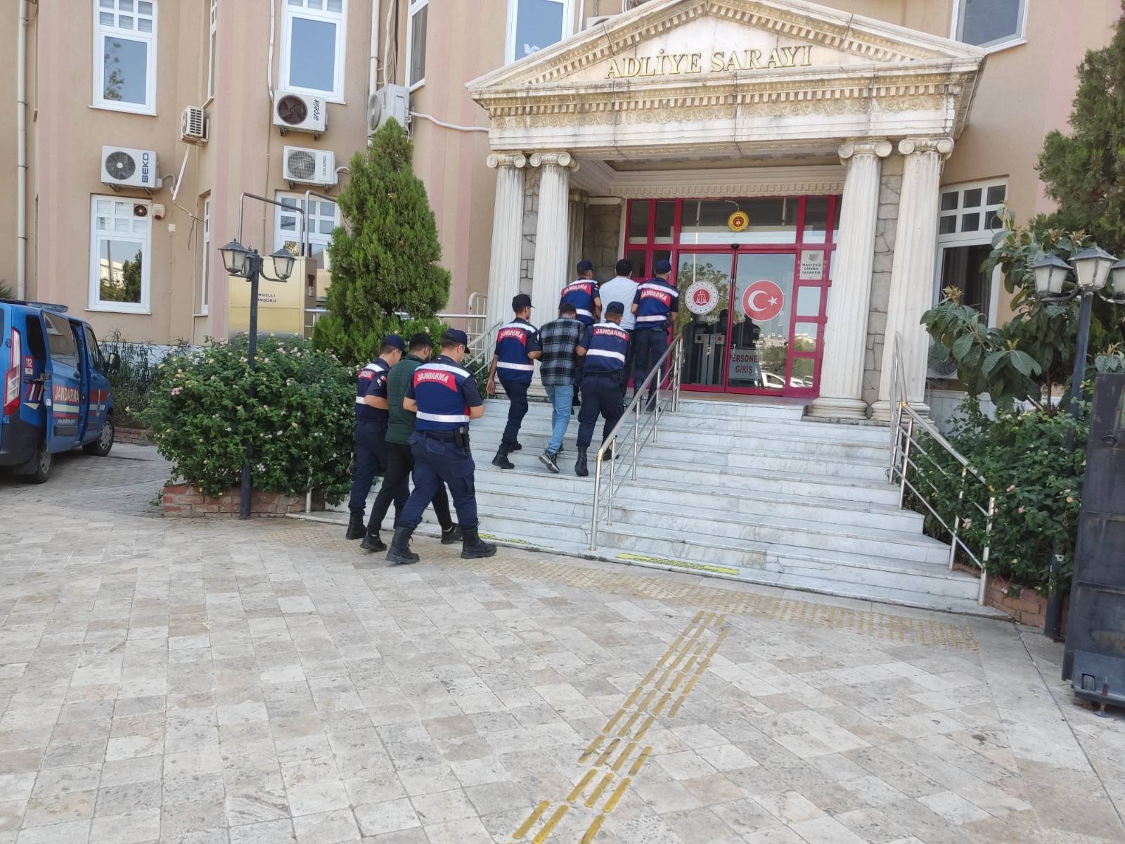 Aydın’da 35 düzensiz göçmen yakalandı