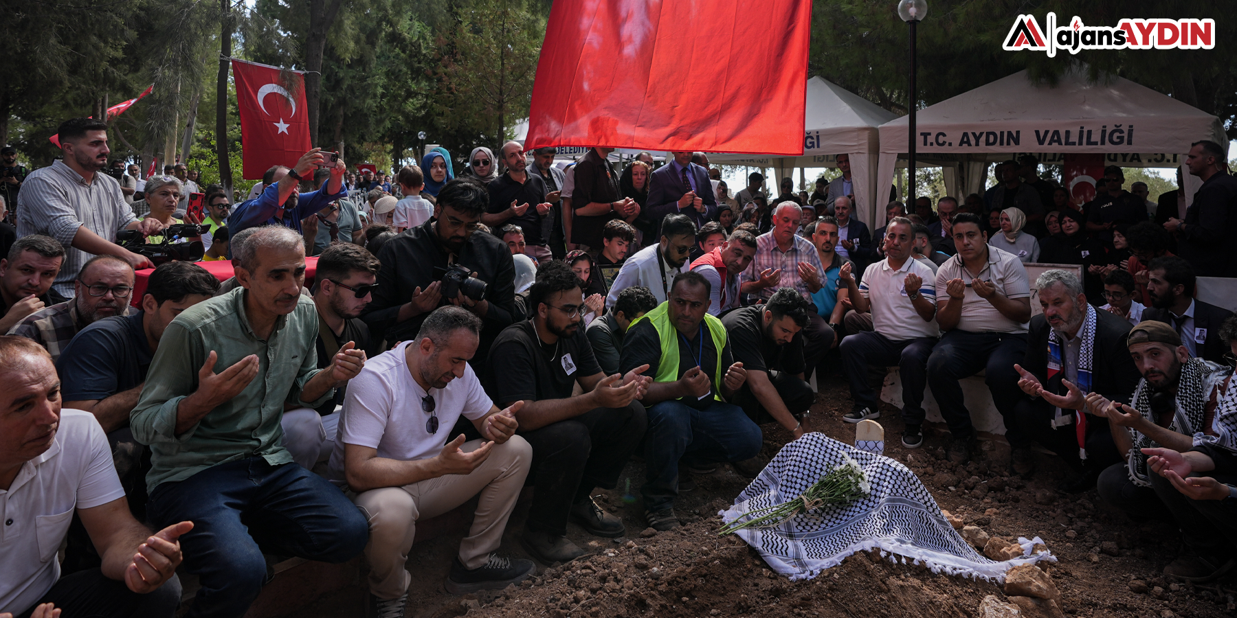 Eygi, son yolculuğuna uğurlandı