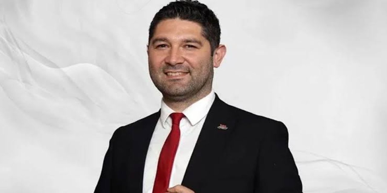 Başkan Yardımcısı Pullukçu istifa etti