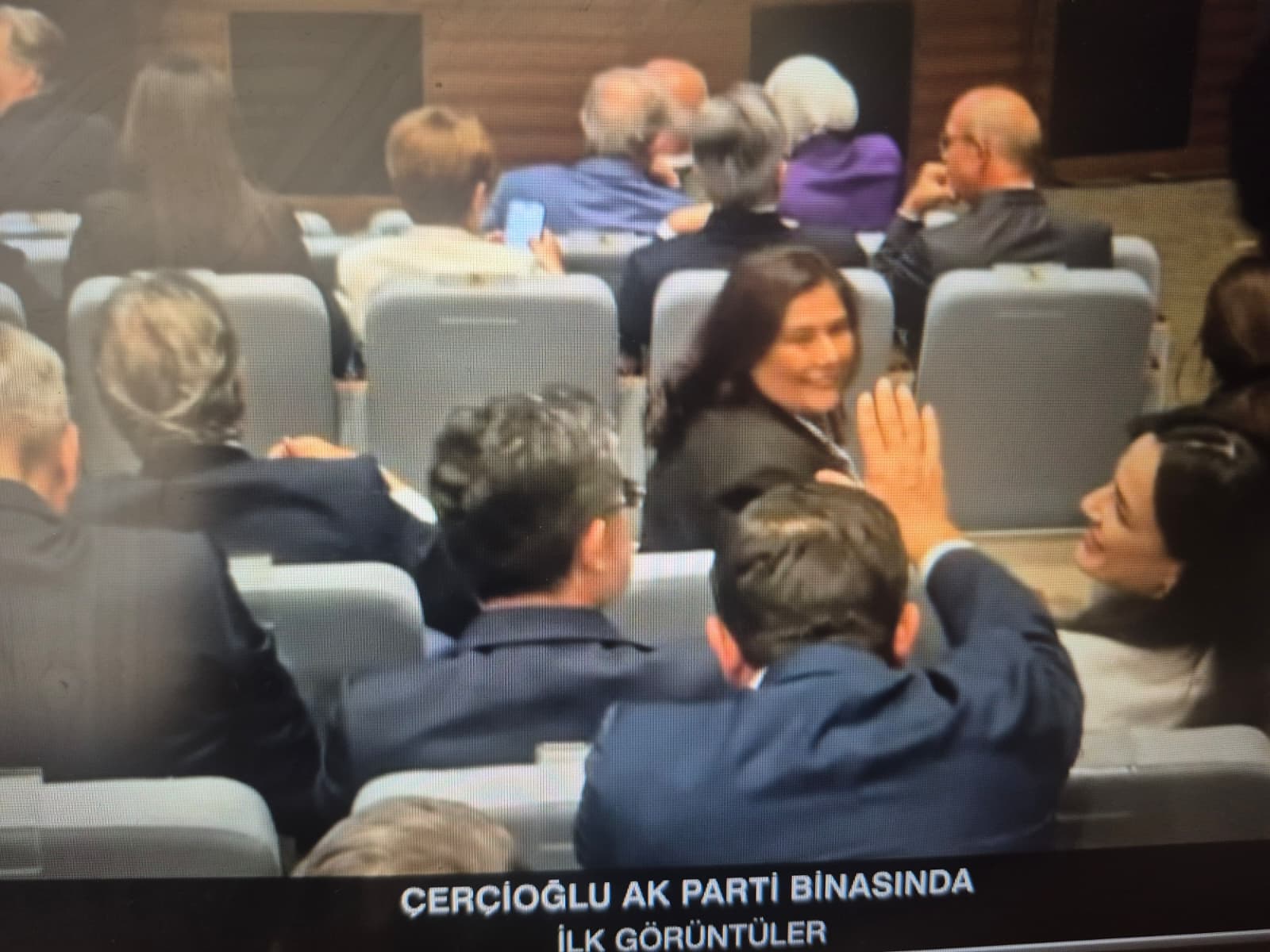 Özlem Çerçioğlu genel merkeze giriş yaptı