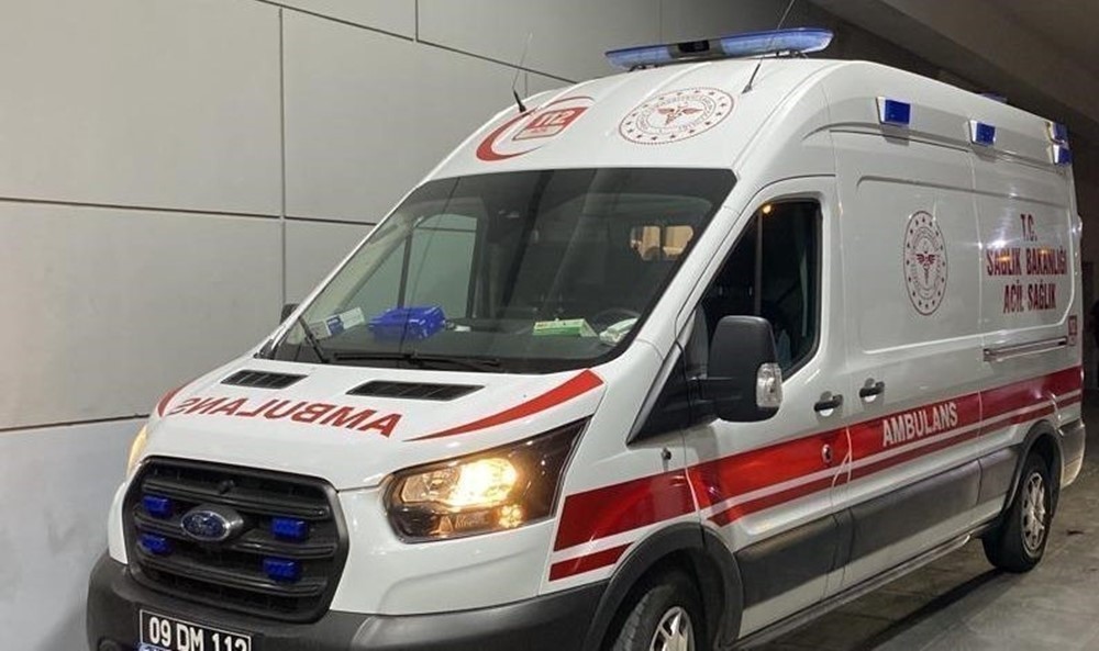 Nazilli'de otomobil takla attı: 4 yaralı
