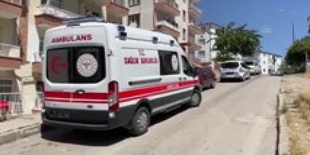 Nazilli'de emekli öğretmen evinde asılı halde bulundu!
