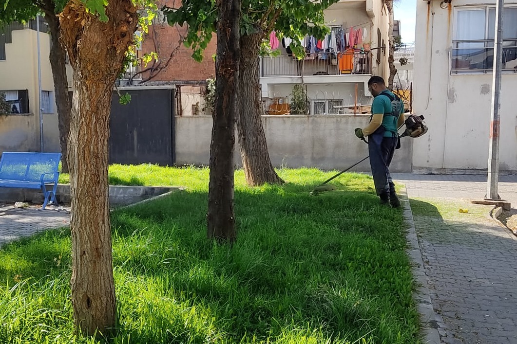 Efeler’in Ekiplerinden Ortak Temizlik Çalışması
