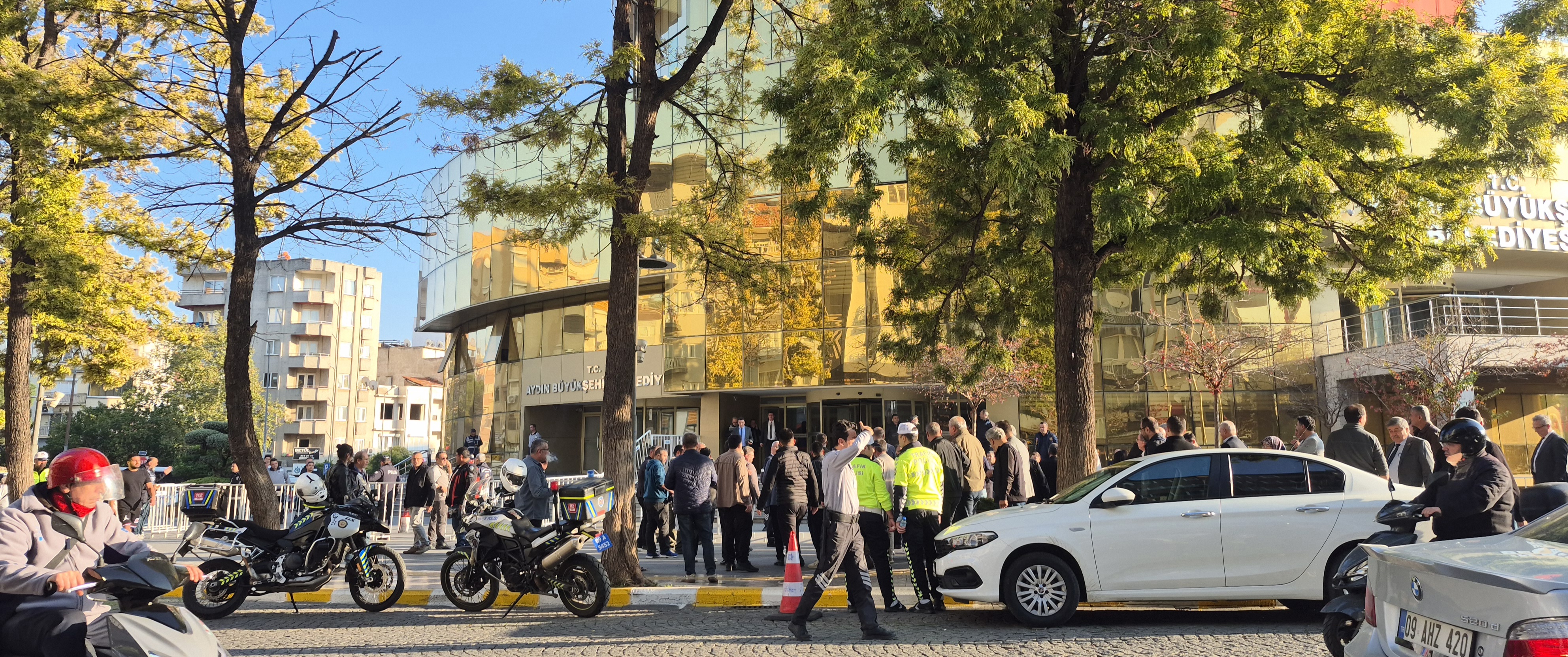 Büyükşehir Meclisi öncesinde güvenlik önlemleri alındı