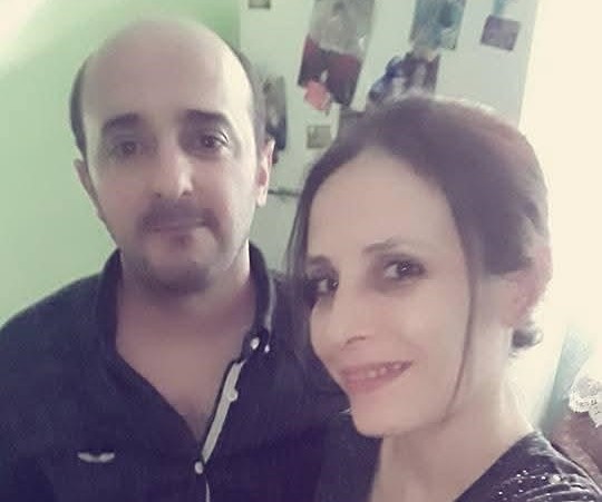 Boşanma aşamasındaki eşini sokak ortasında öldürdü