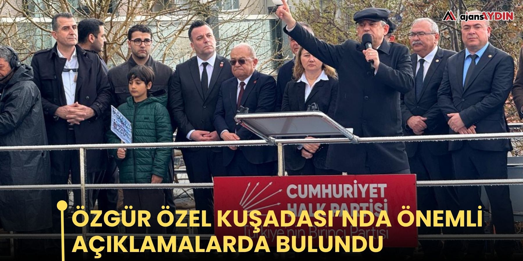 Özgür Özel Kuşadası’nda önemli açıklamalarda bulundu