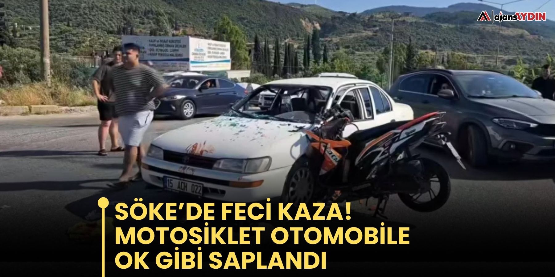 Söke’de feci kaza!  Motosiklet otomobile ok gibi saplandı