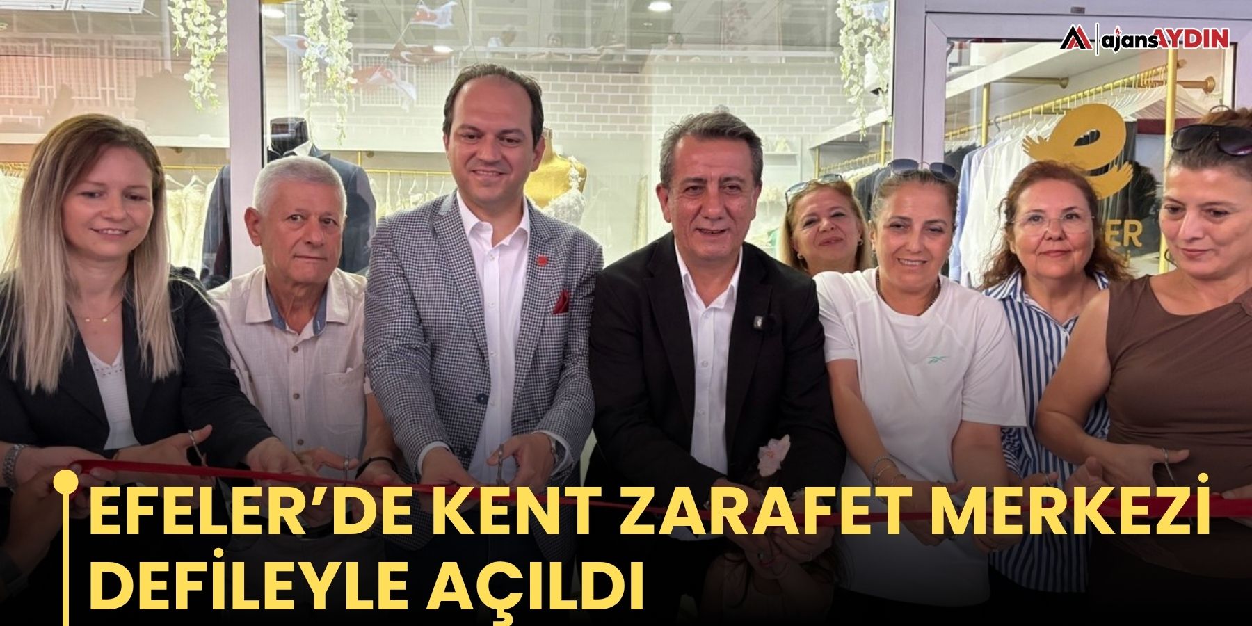 Efeler’de Kent Zarafet Merkezi defileyle açıldı