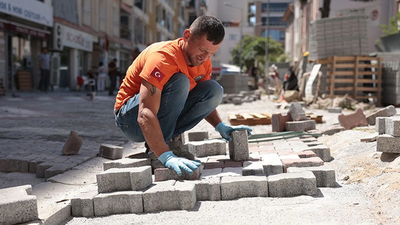 İncirliova'da üç mahalleyi kapsayan yeni yol hamlesi