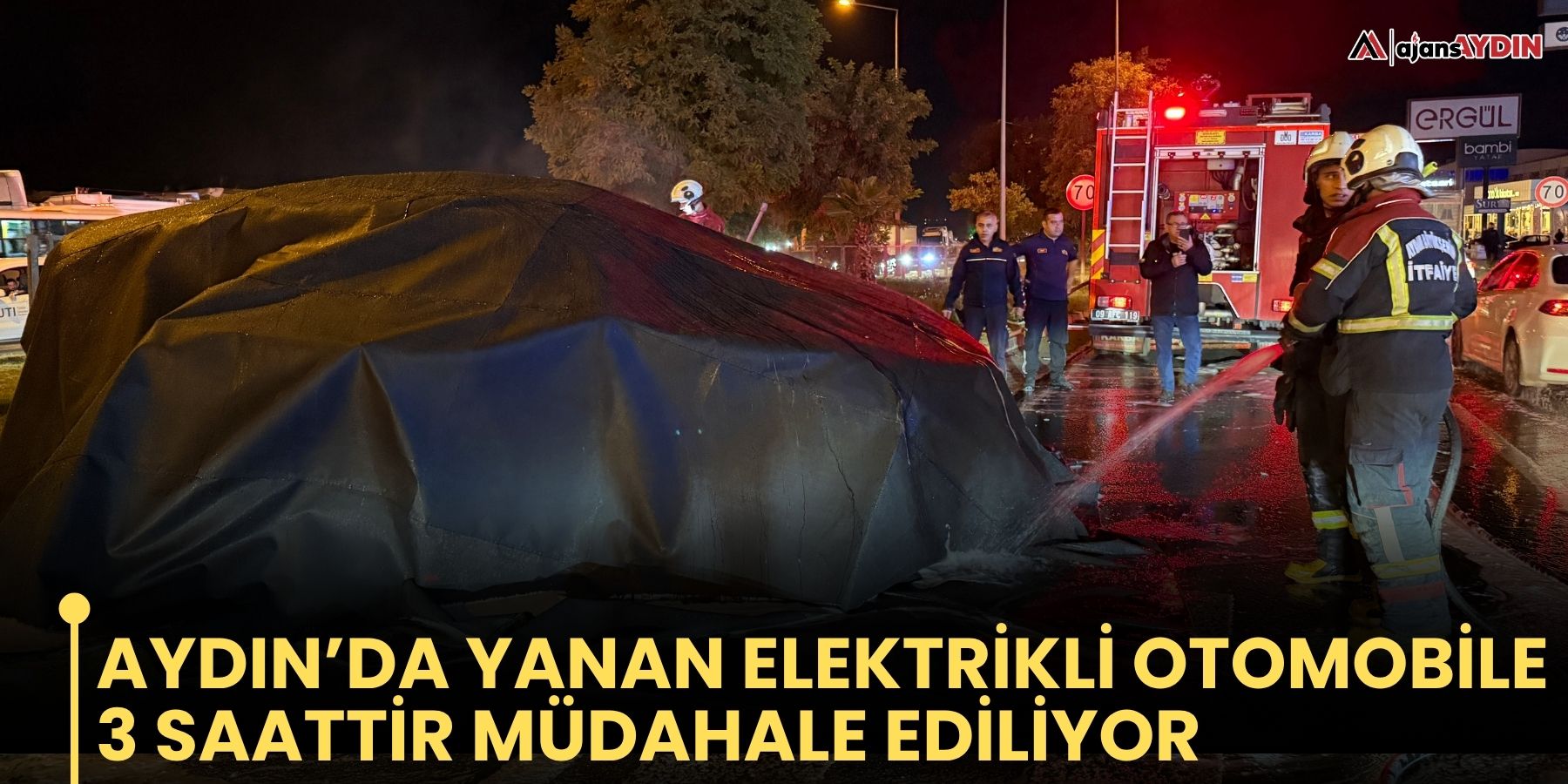 Aydın’da yanan elektrikli otomobile 3 saattir müdahale ediliyor