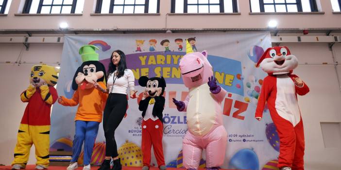 BAŞKAN ÇERÇİOĞLU’NDAN ÇOCUKLARA KARNE HEDİYESİ