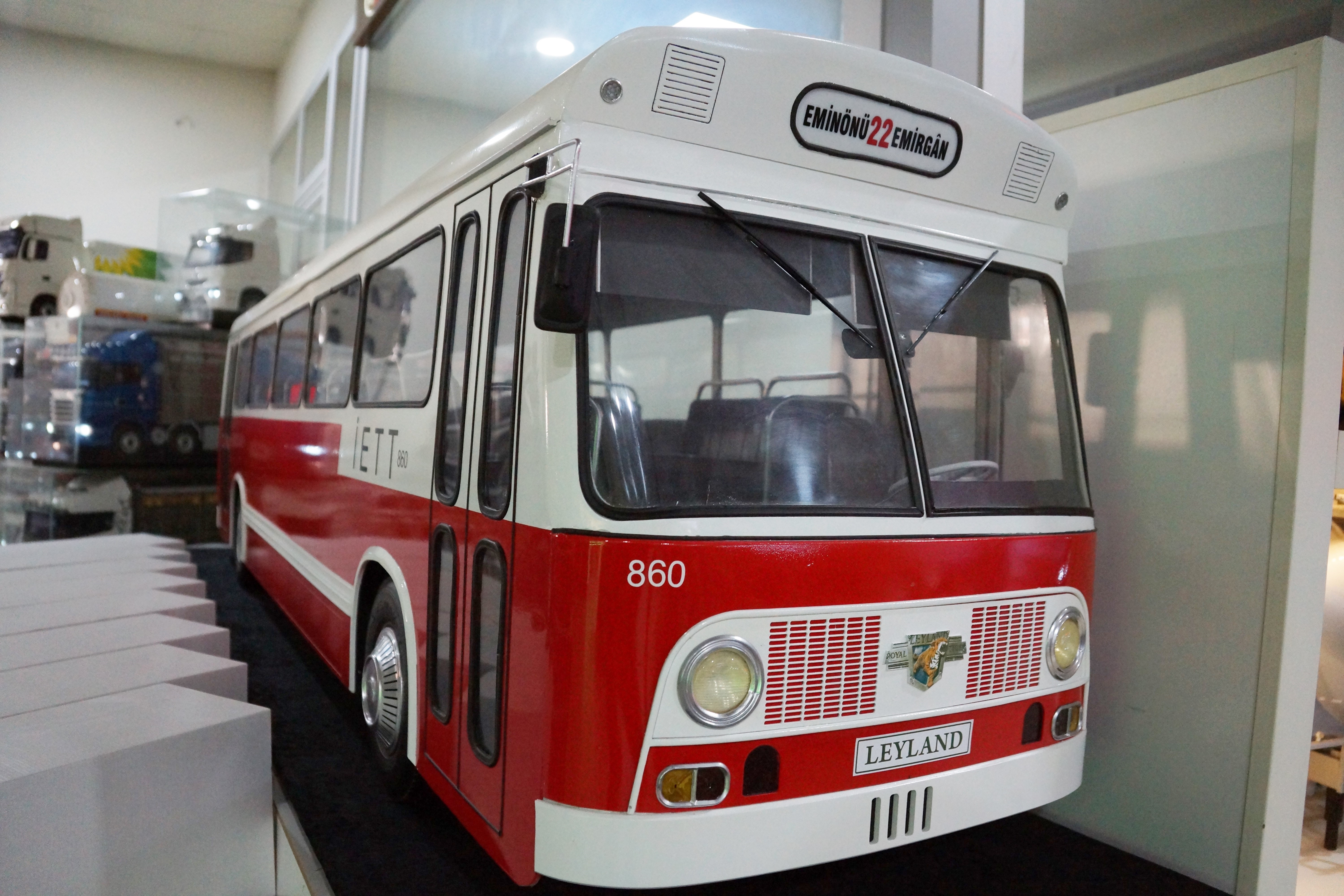 aw472281-05.jpg