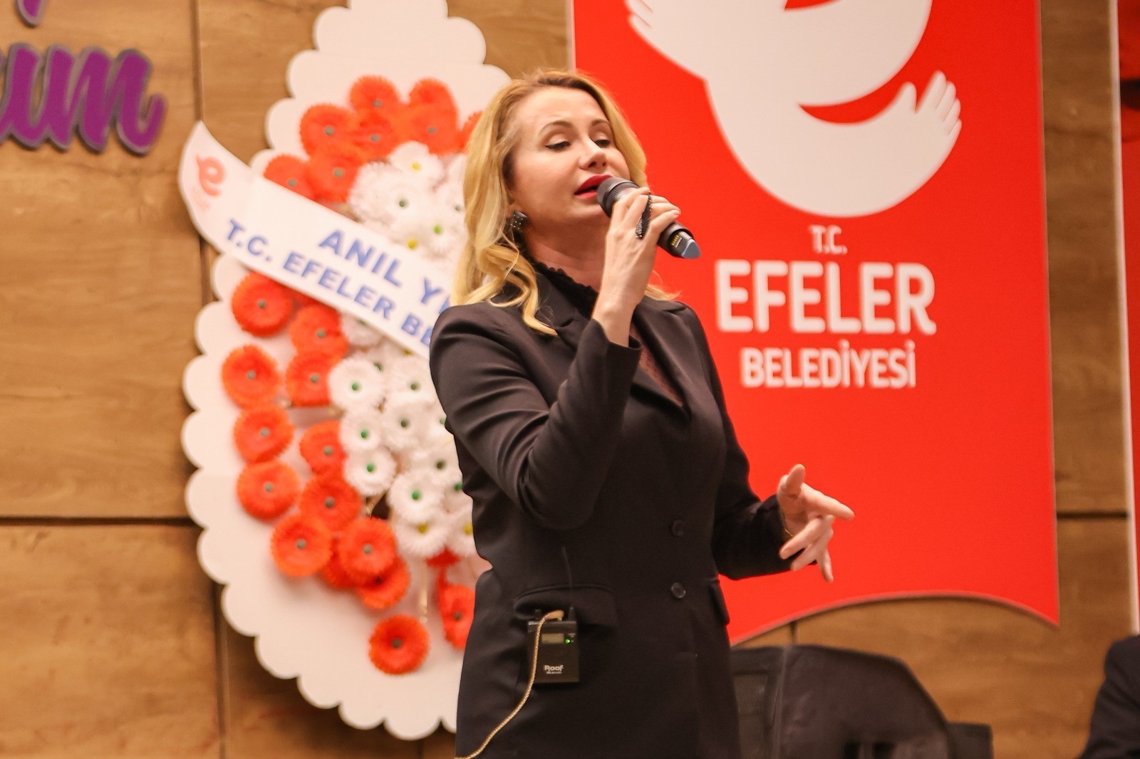 aw741723-02.jpg