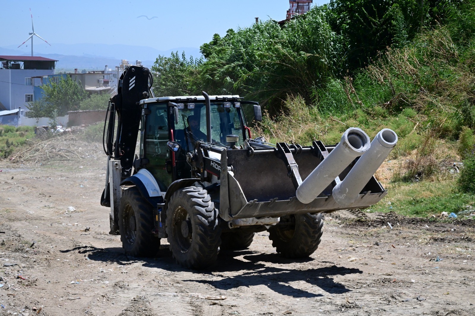 aw752539-04.jpg