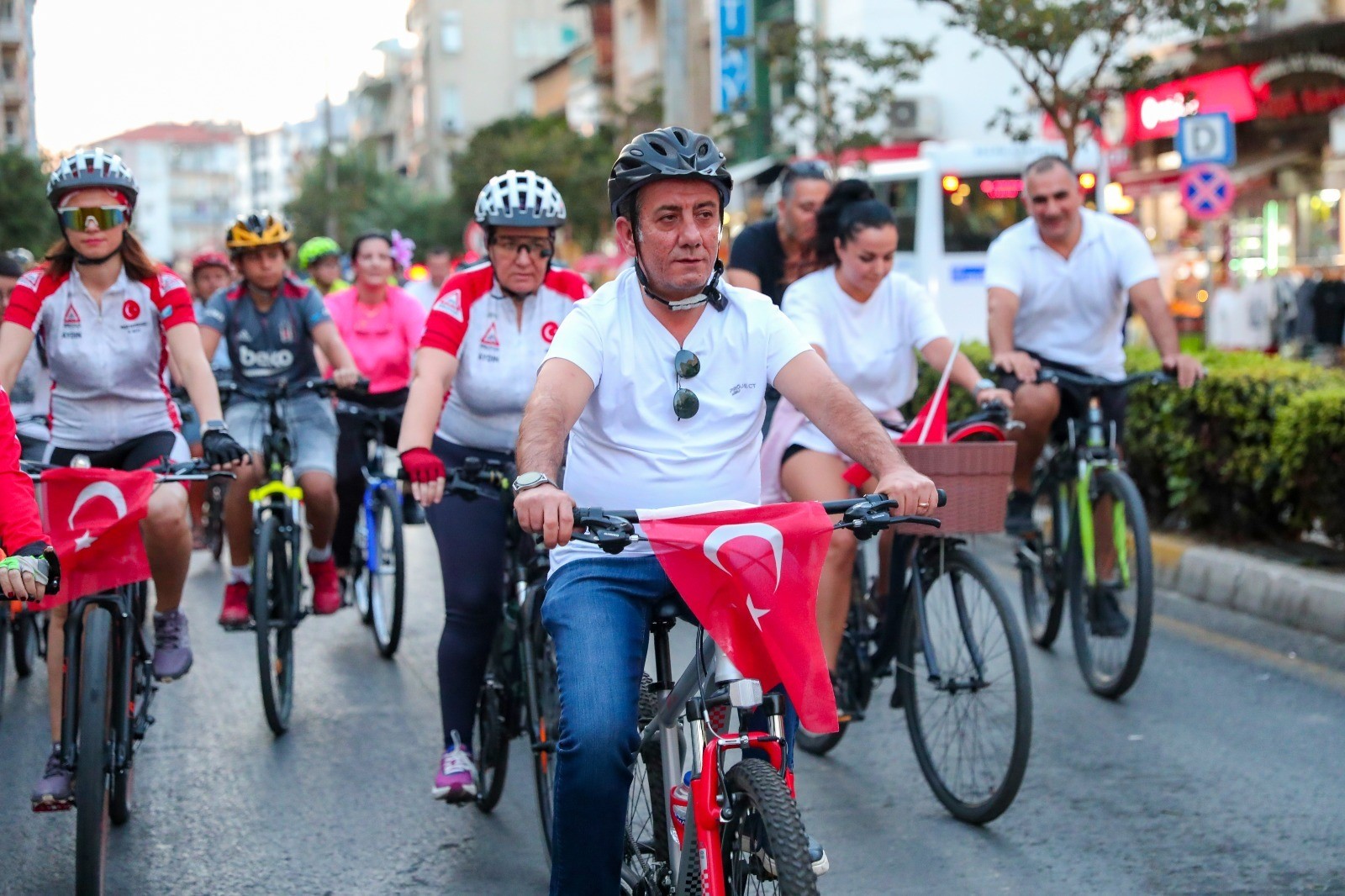 aw775560-01.jpg