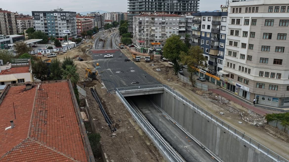 kentimizin-ulasim-konforunu-rahatlatacak-dev-projemiz-yeni-dortyol-koprulu-kavsagindaki-calisma-1.jpg
